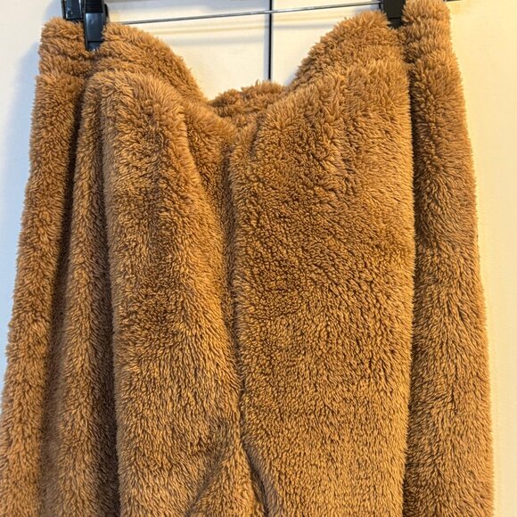 NWOT Offline by Aerie Sherpa Brown Teddy Jogger Size LARGE - Picture 2 of 9